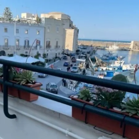 Emozioni Dal Porto * Trani